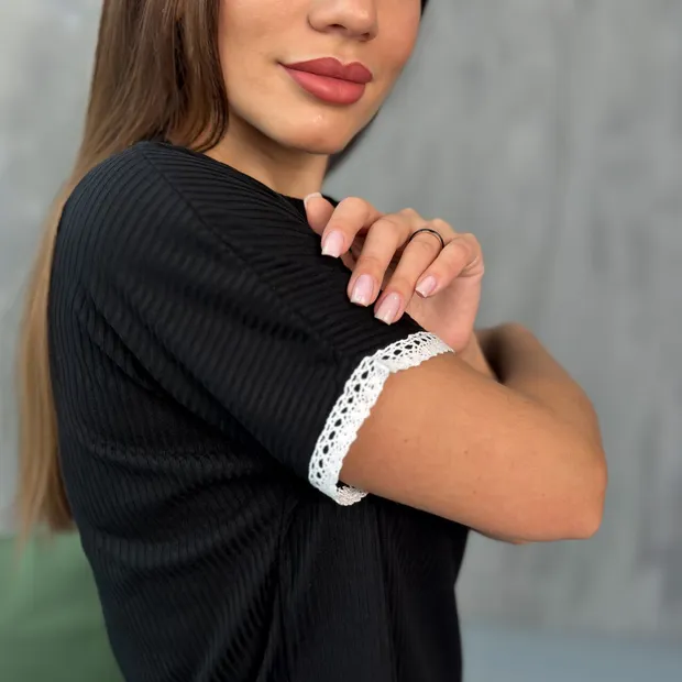  - 01